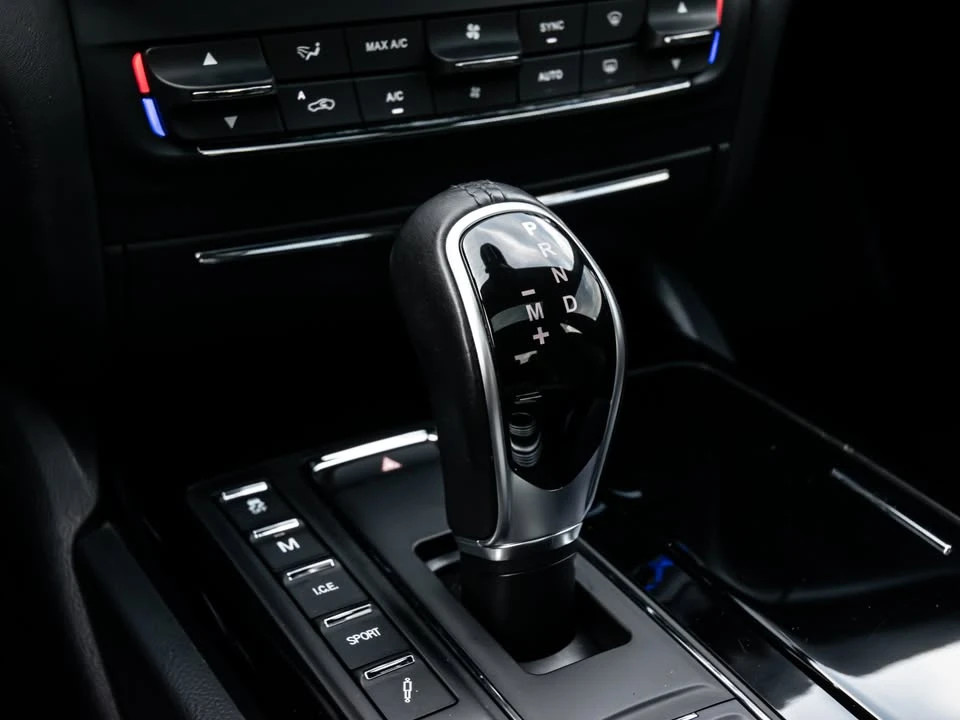 2017 Maserati Ghibli 3rd Gen - Image 17 of 20