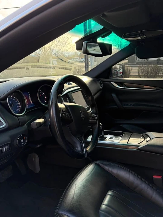 2017 Maserati Ghibli 3rd Gen - Image 4 of 5
