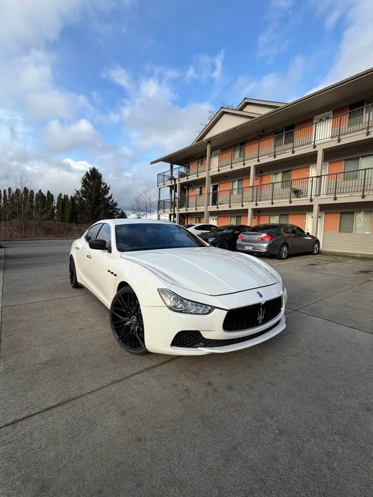 2017 Maserati Ghibli 3rd Gen - Image 2 of 5