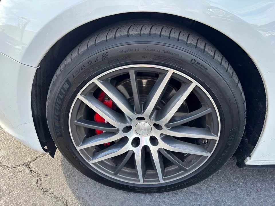 2017 Maserati Ghibli 3rd Gen - Image 9 of 18