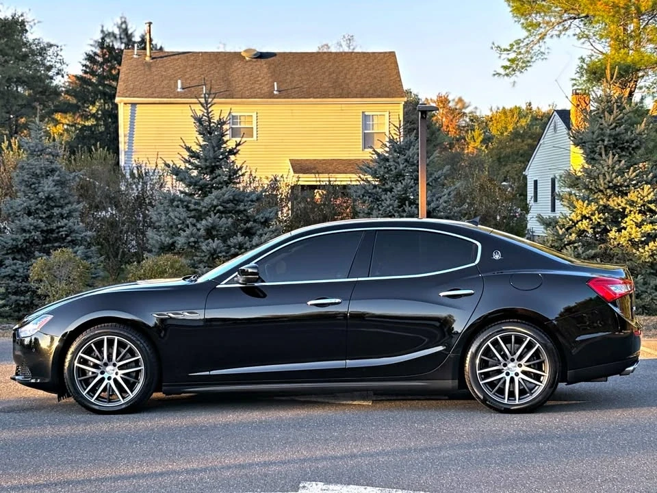 2017 Maserati Ghibli 3rd Gen - Image 9 of 18
