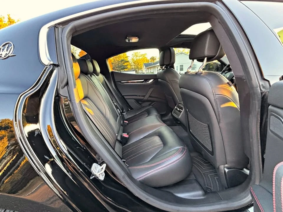 2017 Maserati Ghibli 3rd Gen - Image 15 of 18