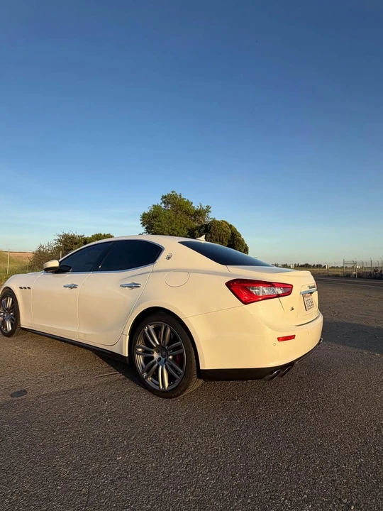 2017 Maserati Ghibli 3rd Gen - Image 4 of 18