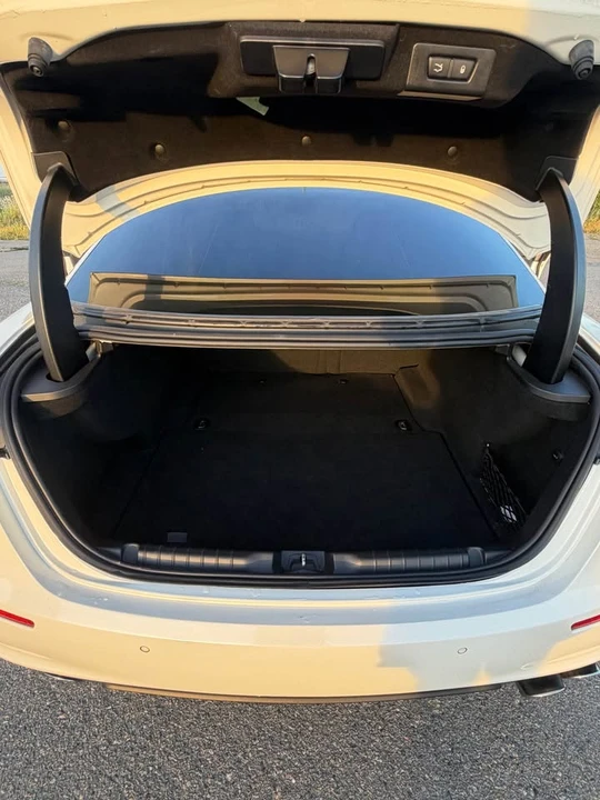 2017 Maserati Ghibli 3rd Gen - Image 15 of 18