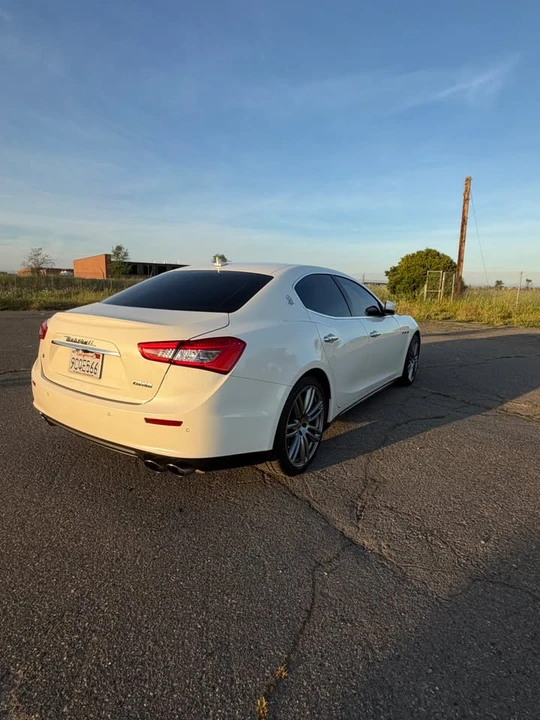 2017 Maserati Ghibli 3rd Gen - Image 4 of 20