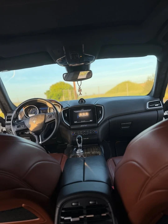 2017 Maserati Ghibli 3rd Gen - Image 12 of 20