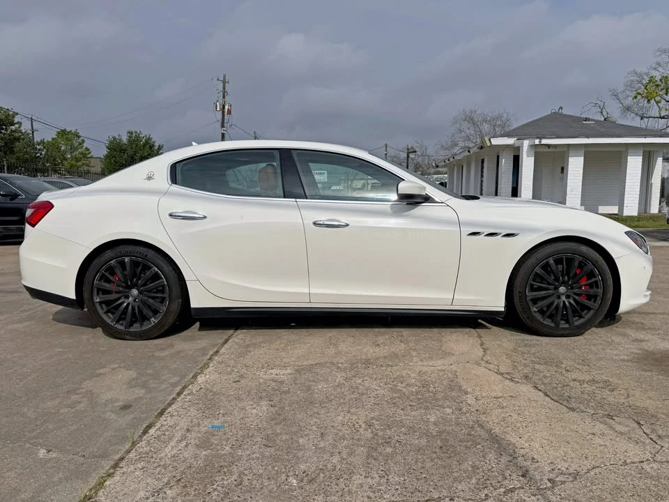 2017 Maserati Ghibli 3rd Gen - Image 7 of 15