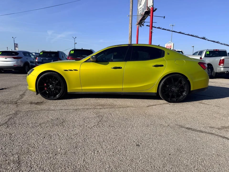 2017 Maserati Ghibli 3rd Gen - Image 3 of 15