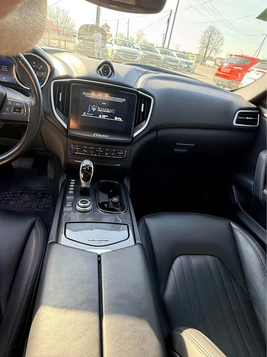 2017 Maserati Ghibli 3rd Gen - Image 14 of 15