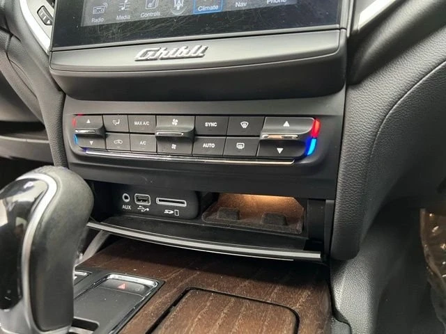 2017 Maserati Ghibli 3rd Gen - Image 10 of 20
