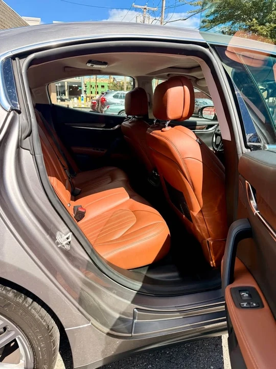 2017 Maserati Ghibli 3rd Gen - Image 5 of 11