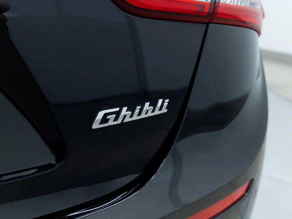 2017 Maserati Ghibli 3rd Gen - Image 16 of 20