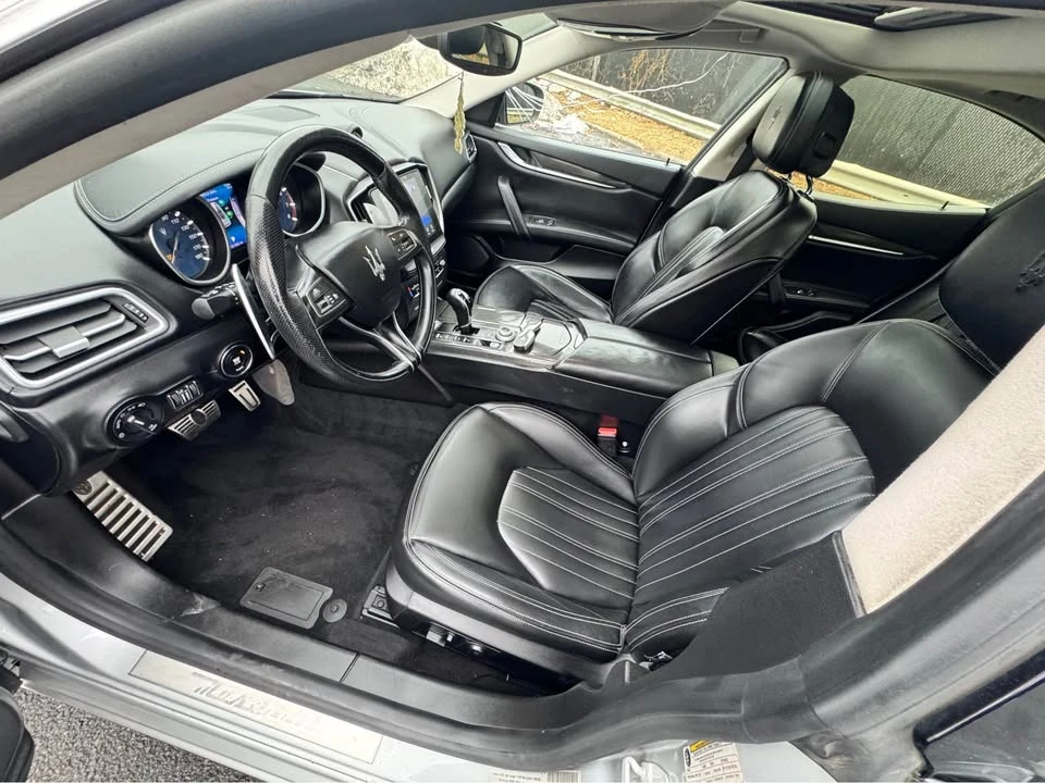 2017 Maserati Ghibli 3rd Gen - Image 9 of 17