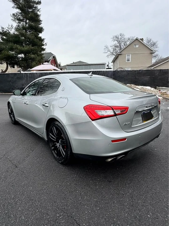 2017 Maserati Ghibli 3rd Gen - Image 4 of 17