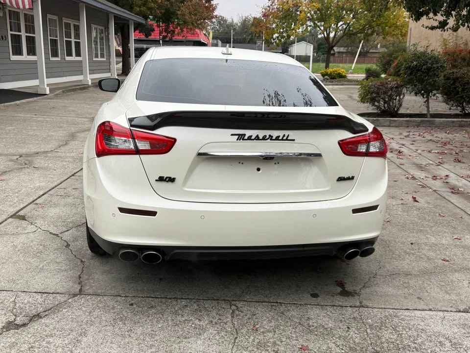 2017 Maserati Ghibli 3rd Gen - Image 3 of 17