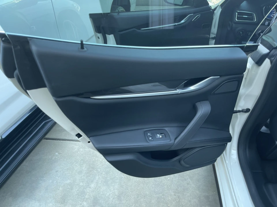2017 Maserati Ghibli 3rd Gen - Image 3 of 31