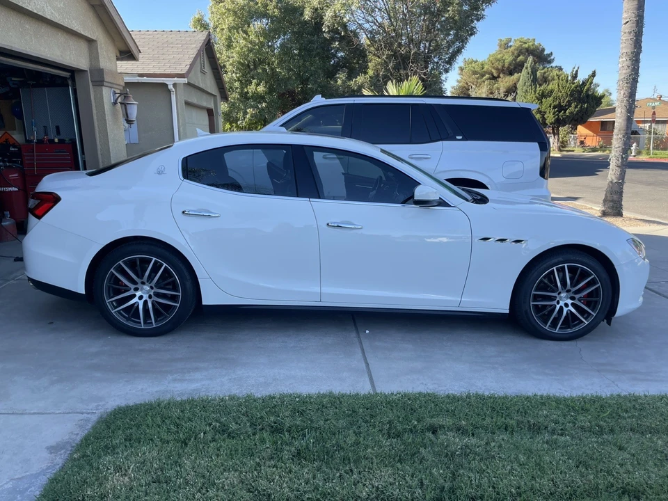2017 Maserati Ghibli 3rd Gen - Image 29 of 31