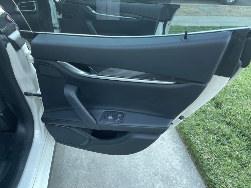 2017 Maserati Ghibli 3rd Gen - Image 21 of 31