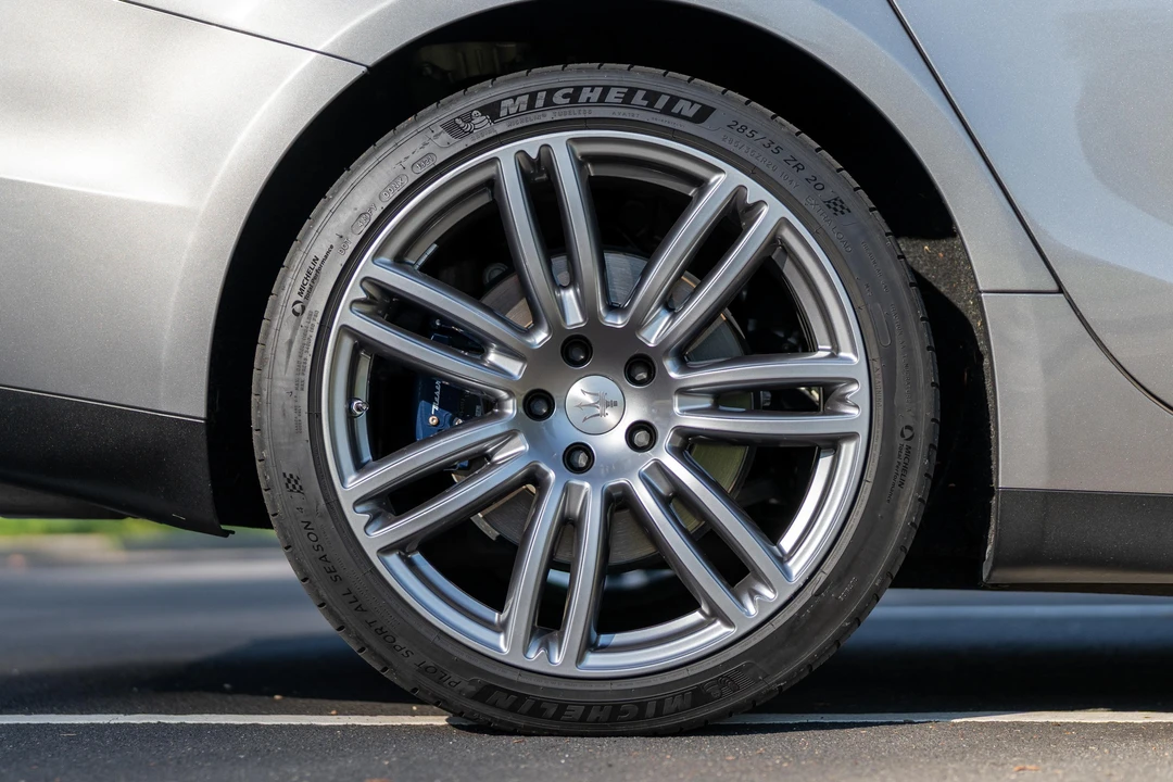2017 Maserati Ghibli 3rd Gen - Image 27 of 31