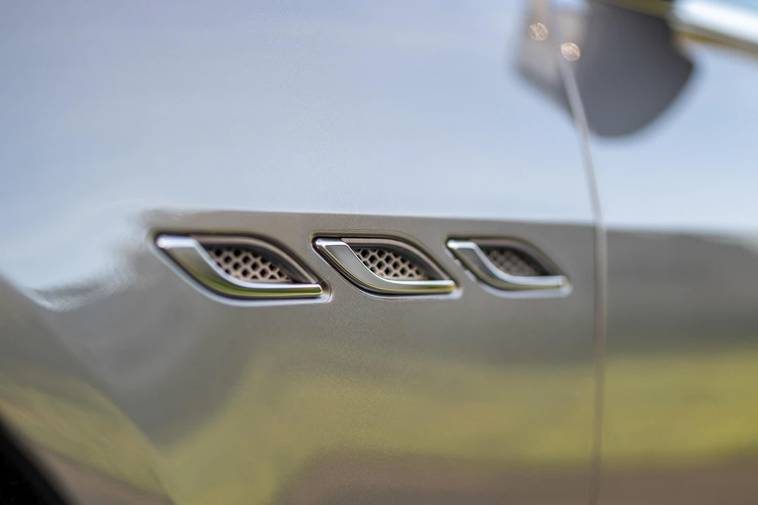 2017 Maserati Ghibli 3rd Gen - Image 16 of 31