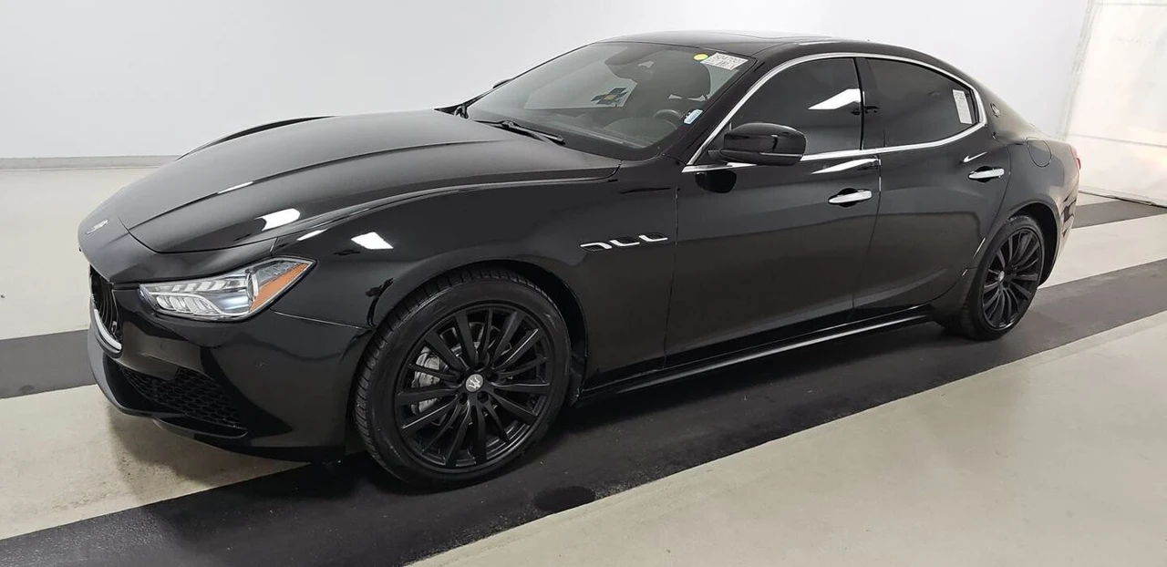 2017 Maserati Ghibli 3rd Gen - Image 9 of 17