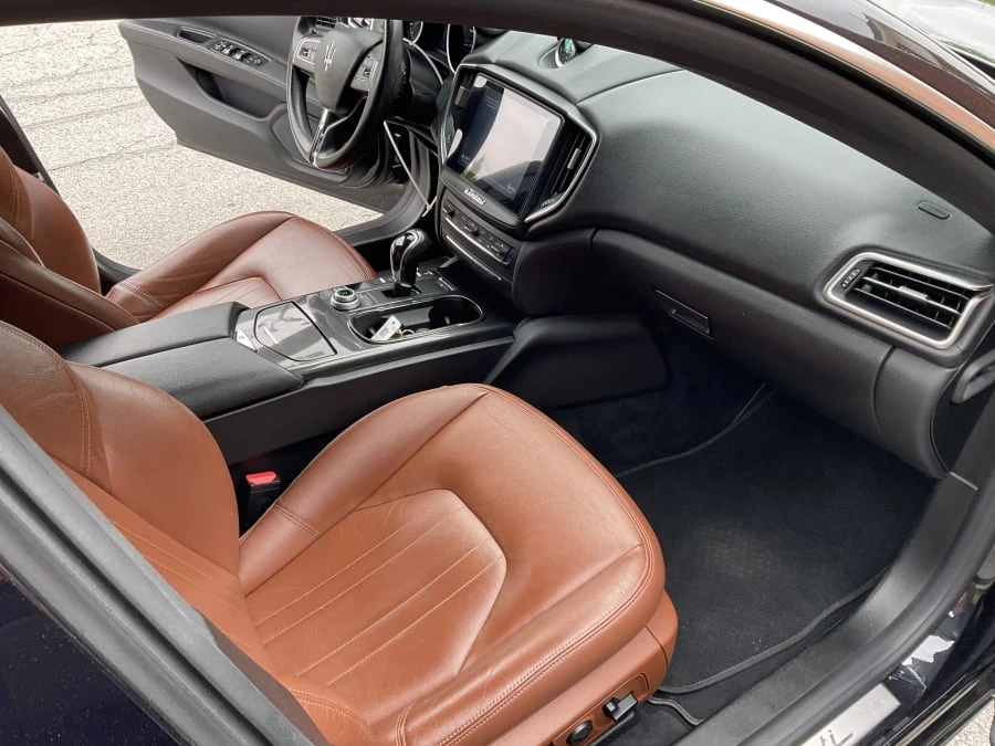 2017 Maserati Ghibli 3rd Gen - Image 4 of 12