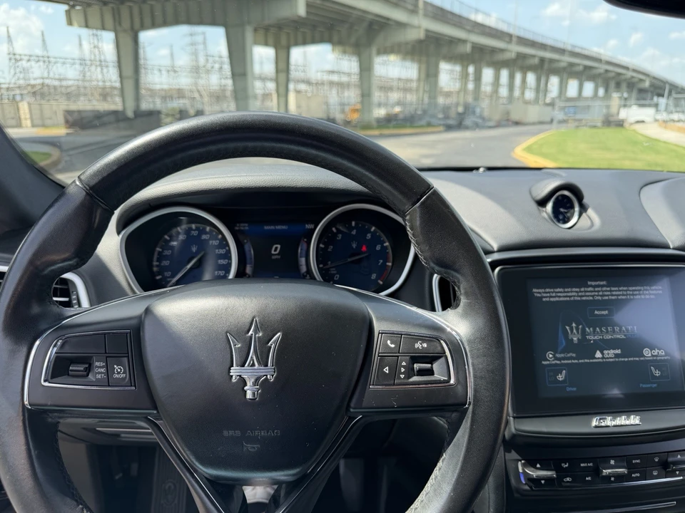 2017 Maserati Ghibli 3rd Gen - Image 15 of 24