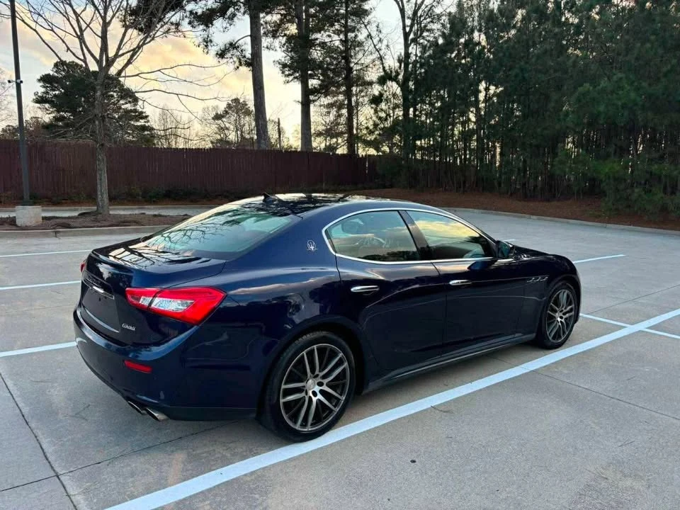 2017 Maserati Ghibli 3rd Gen - Image 5 of 13