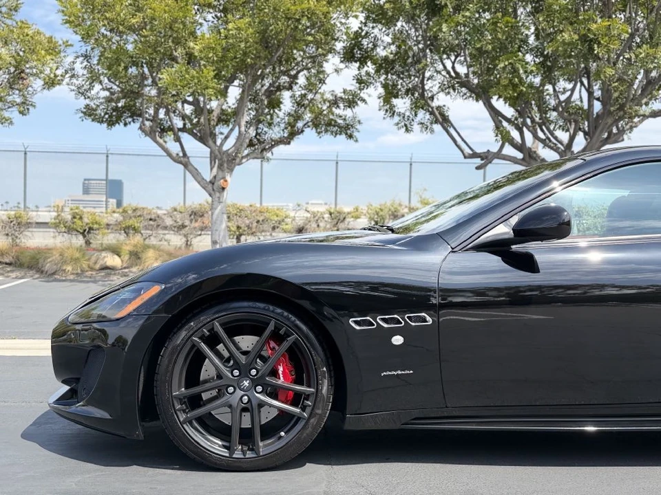 2017 Maserati GranTurismo 1st Gen - Image 8 of 17