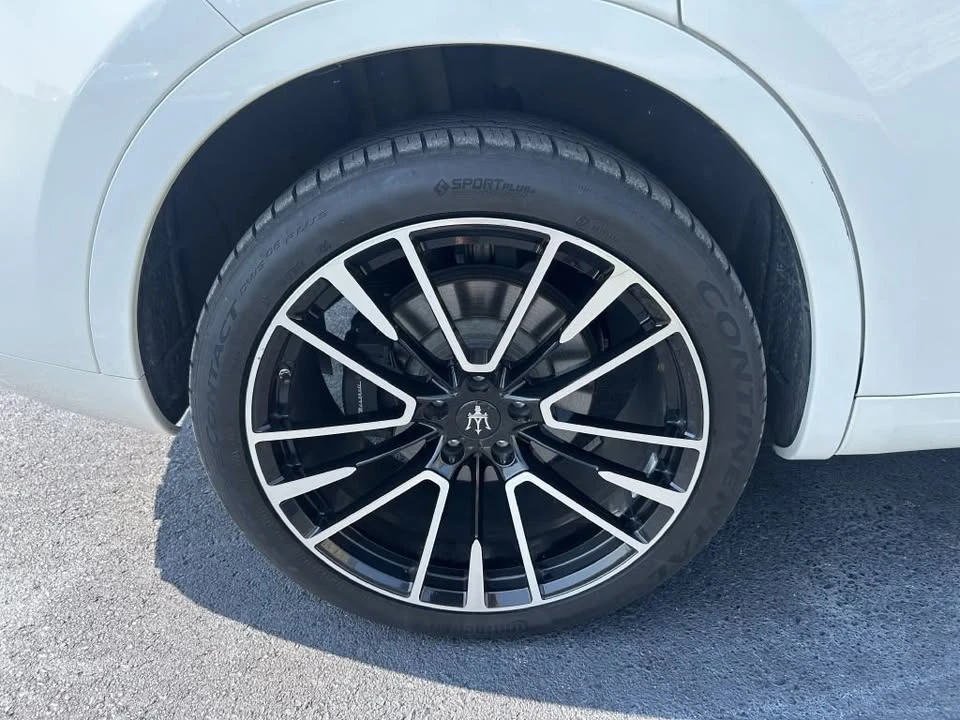 2017 Maserati Levante - Image 6 of 20