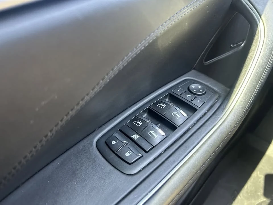 2017 Maserati Levante - Image 7 of 20