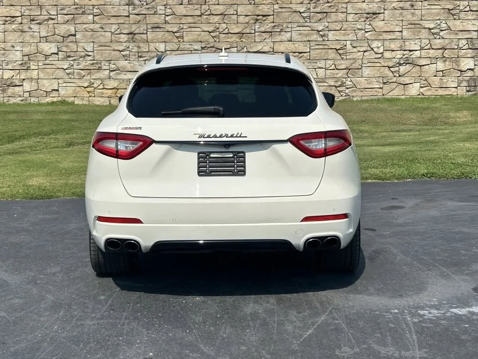 2017 Maserati Levante - Image 5 of 20