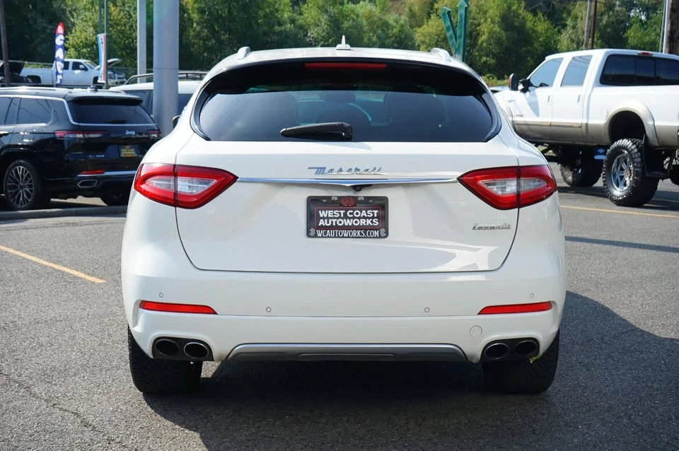 2017 Maserati Levante - Image 4 of 20