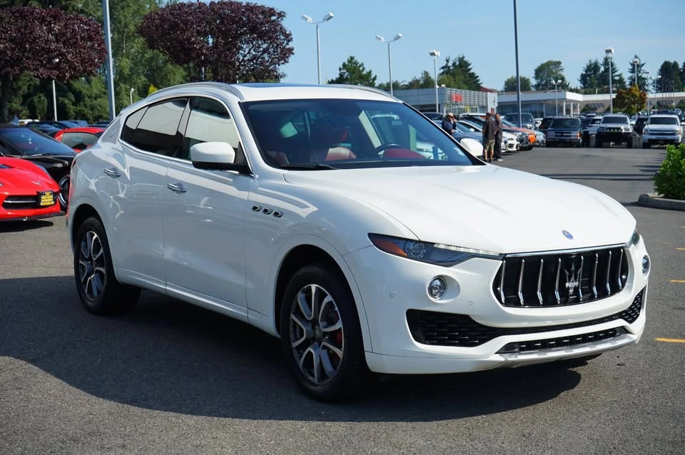 2017 Maserati Levante - Image 7 of 20