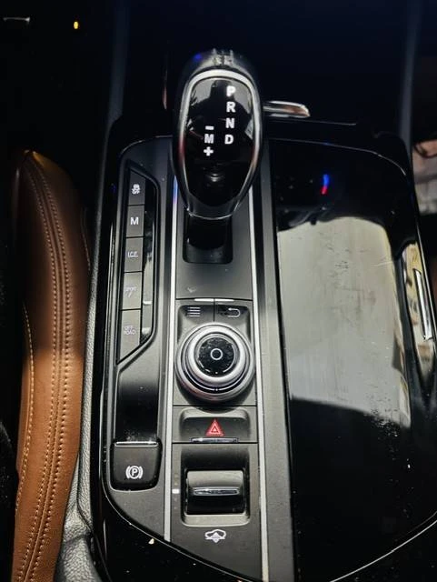 2017 Maserati Levante - Image 3 of 10