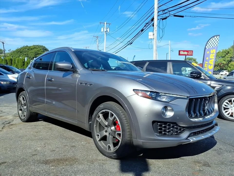 2017 Maserati Levante - Image 2 of 20