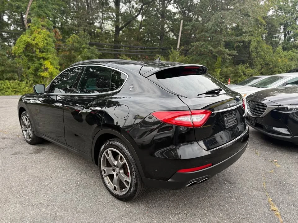 2017 Maserati Levante - Image 4 of 20