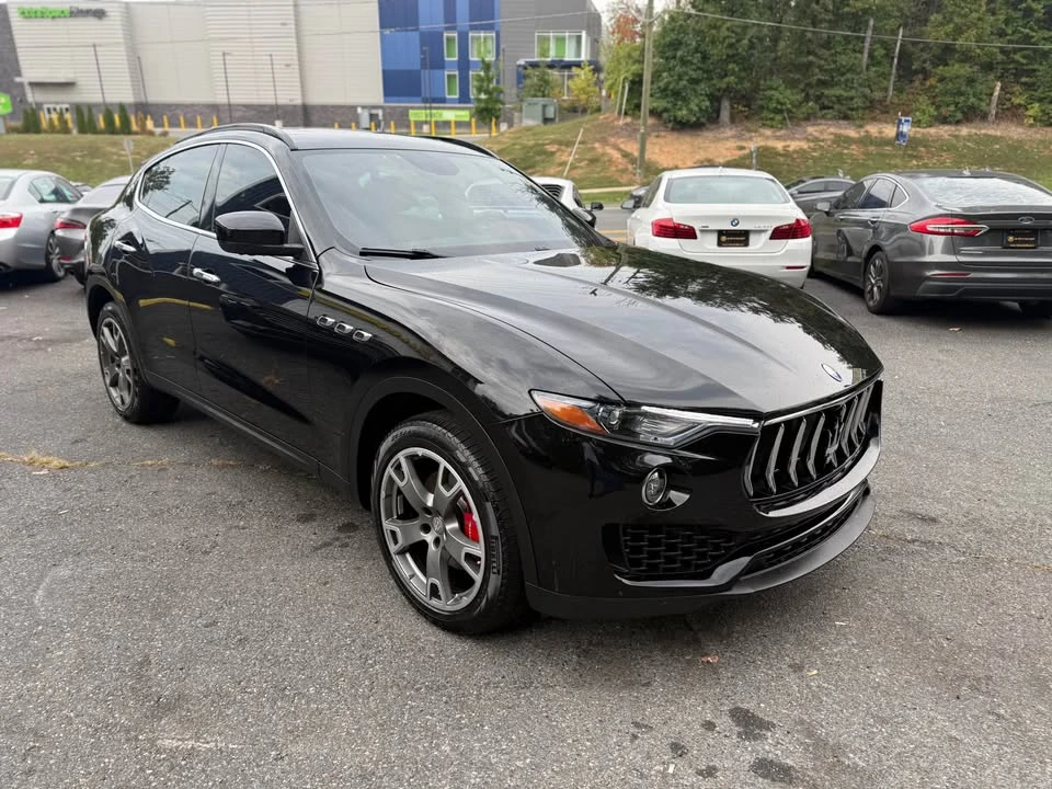 2017 Maserati Levante - Image 8 of 20