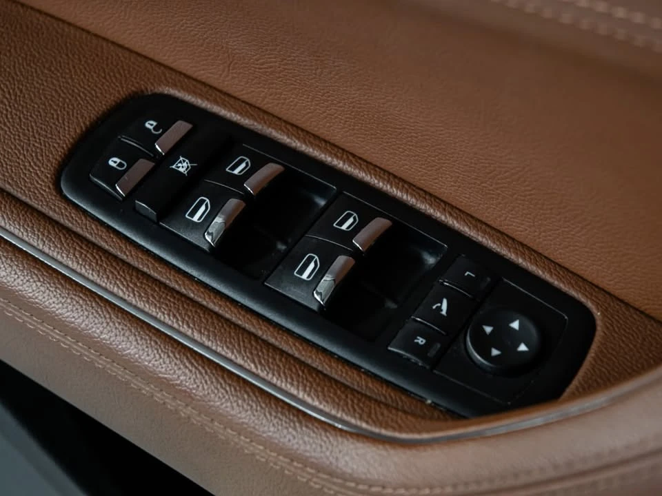 2017 Maserati Levante - Image 13 of 15