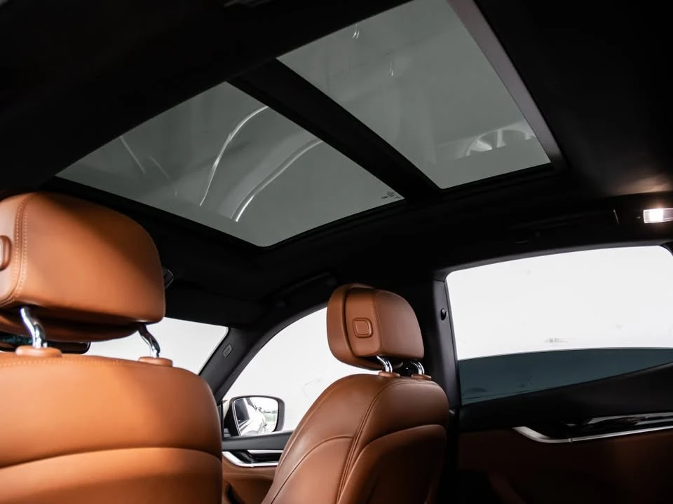 2017 Maserati Levante - Image 11 of 15