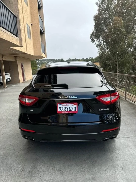 2017 Maserati Levante - Image 7 of 20