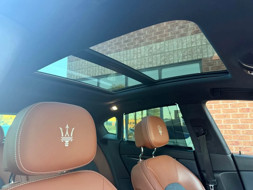 2017 Maserati Levante - Image 9 of 11