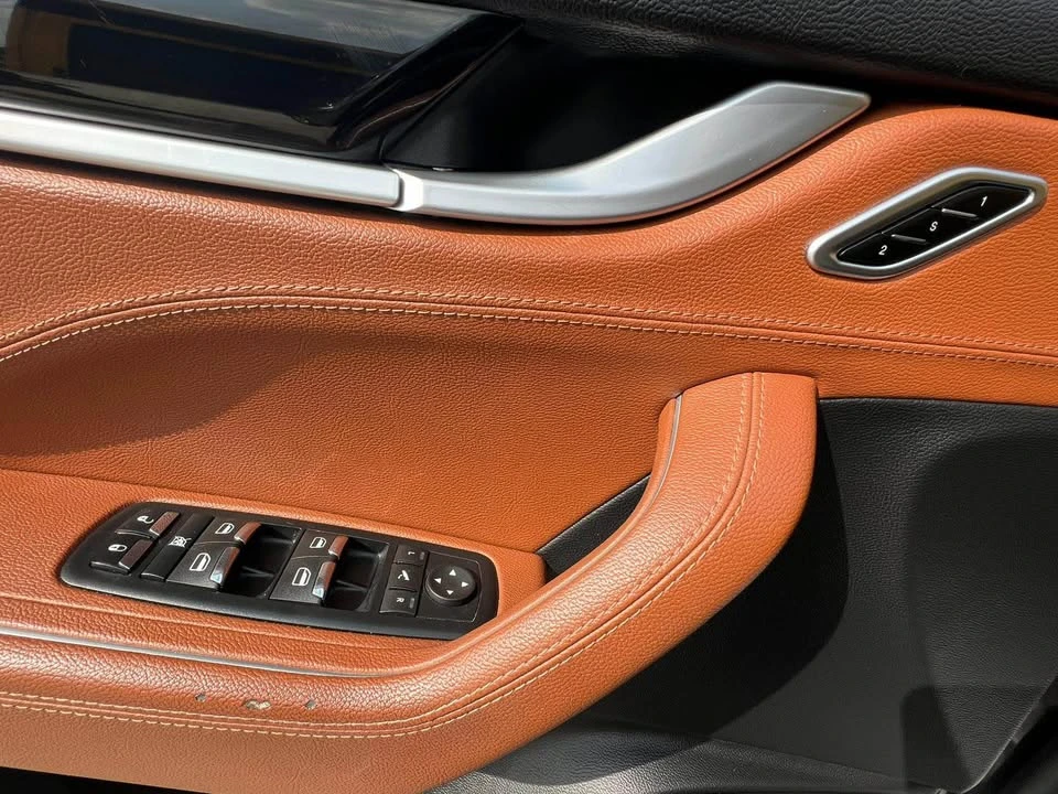 2017 Maserati Levante - Image 17 of 20