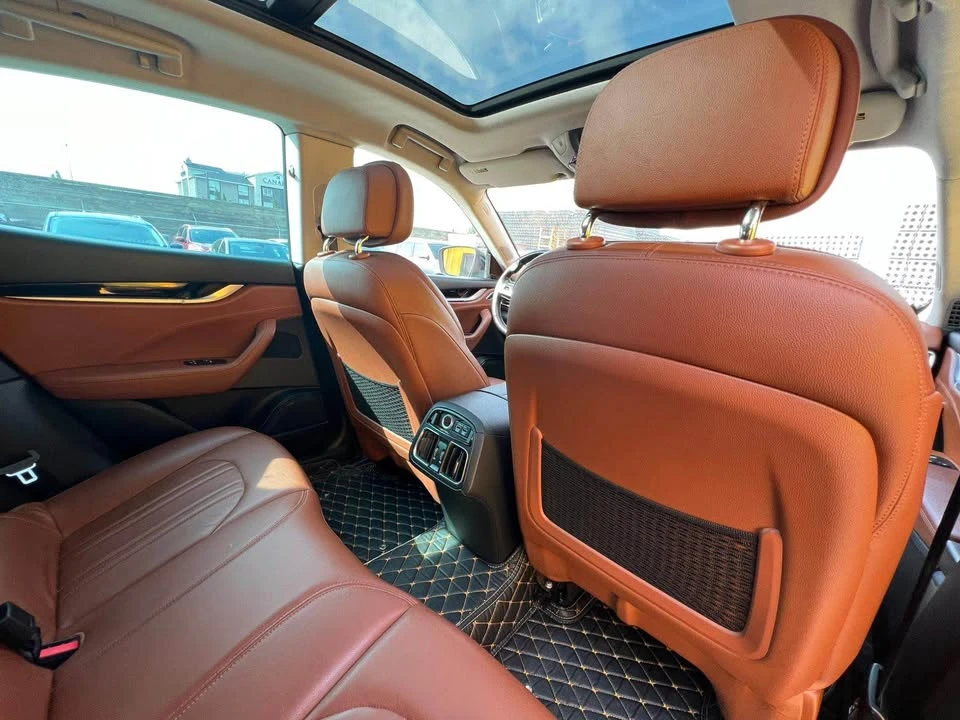 2017 Maserati Levante - Image 16 of 20