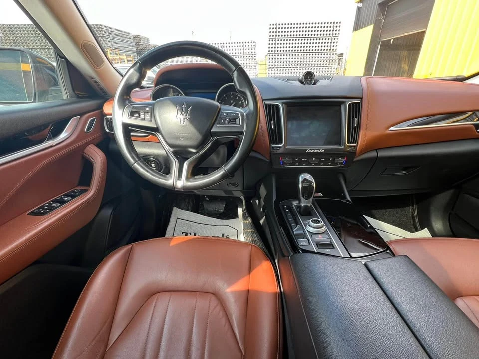 2017 Maserati Levante - Image 6 of 20