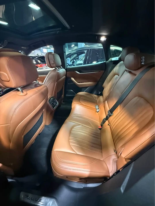 2017 Maserati Levante - Image 7 of 10