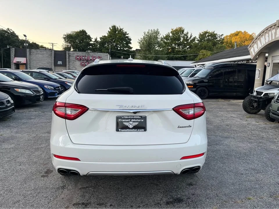 2017 Maserati Levante - Image 5 of 18