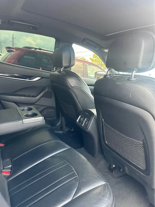 2017 Maserati Levante - Image 8 of 11