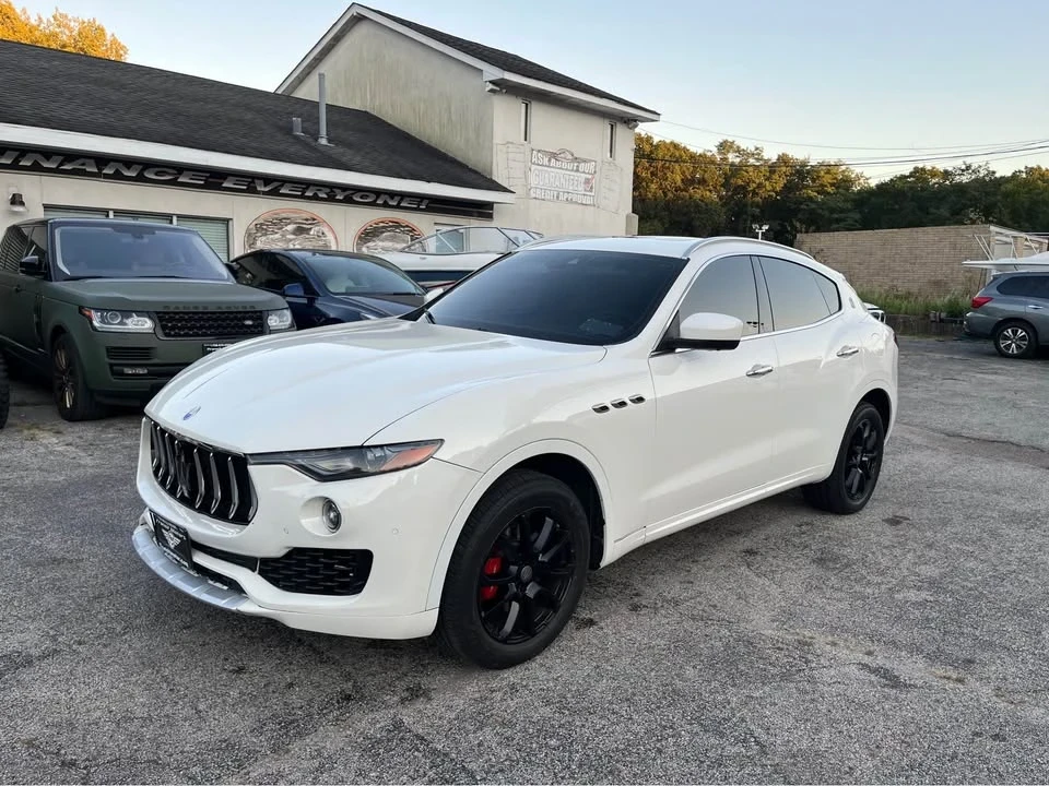 2017 Maserati Levante - Image 3 of 18