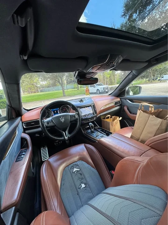 2017 Maserati Levante - Image 11 of 12